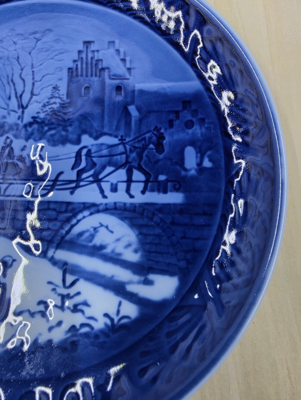 Royal Copenhagen 1999 The Sleigh Ride Annual Christmas Plate Denmark - Picture 5 of 8